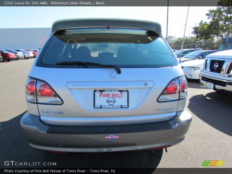 Millennium Silver Metallic / Black 2002 Lexus RX 300 AWD