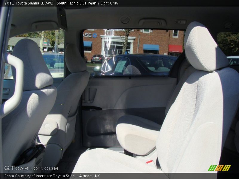 South Pacific Blue Pearl / Light Gray 2011 Toyota Sienna LE AWD