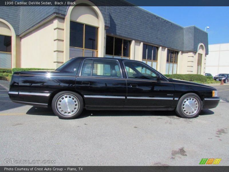 Black / Black 1998 Cadillac DeVille Sedan