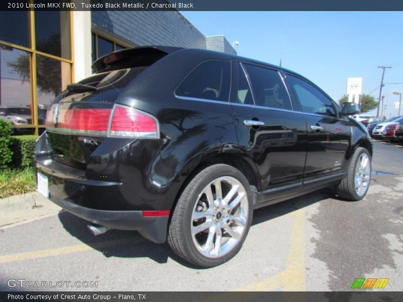 Tuxedo Black Metallic / Charcoal Black 2010 Lincoln MKX FWD