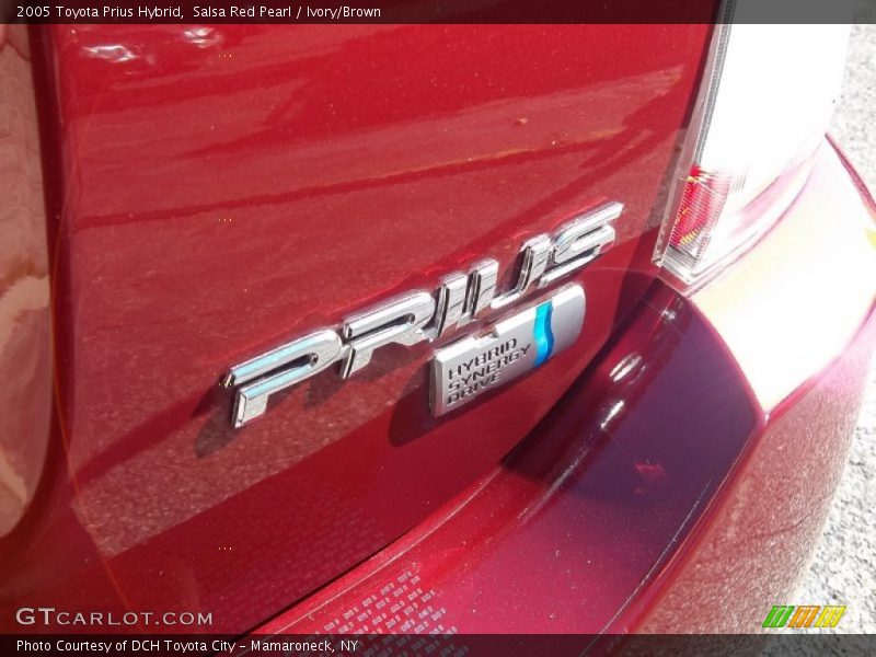 Salsa Red Pearl / Ivory/Brown 2005 Toyota Prius Hybrid