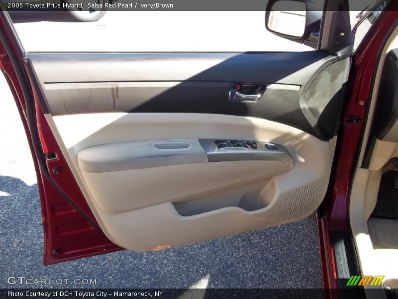Salsa Red Pearl / Ivory/Brown 2005 Toyota Prius Hybrid