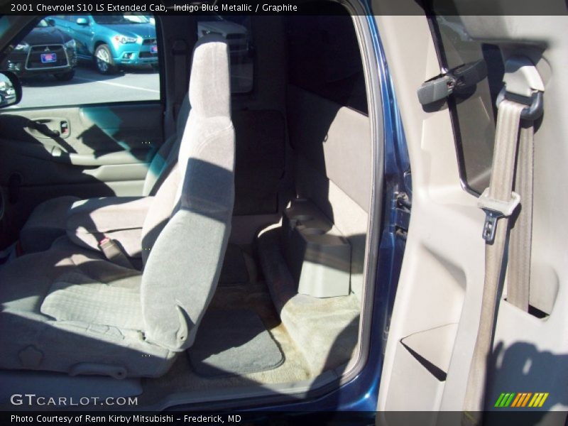 Indigo Blue Metallic / Graphite 2001 Chevrolet S10 LS Extended Cab