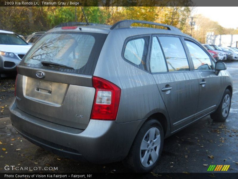 Titanium Gray / Beige 2009 Kia Rondo LX