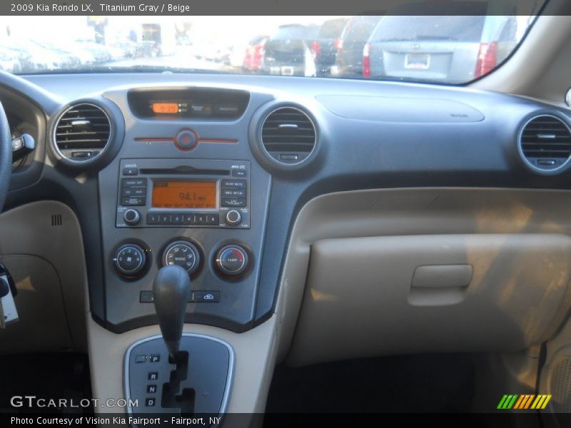 Titanium Gray / Beige 2009 Kia Rondo LX