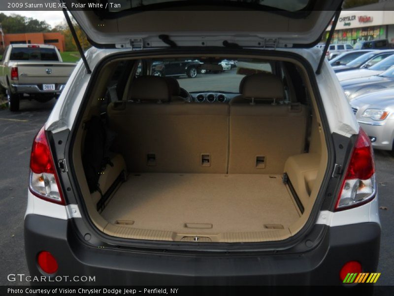 Polar White / Tan 2009 Saturn VUE XE