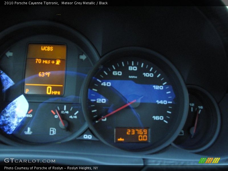 Meteor Grey Metallic / Black 2010 Porsche Cayenne Tiptronic