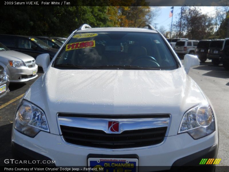 Polar White / Tan 2009 Saturn VUE XE