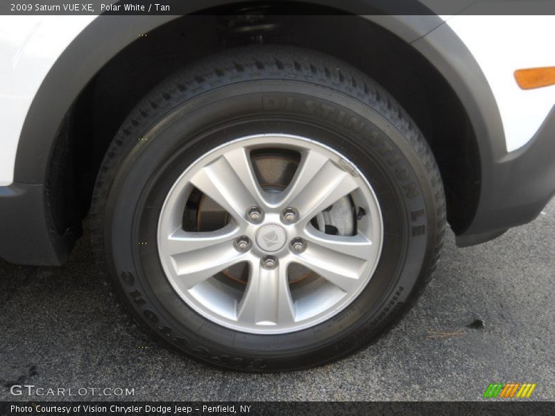 Polar White / Tan 2009 Saturn VUE XE
