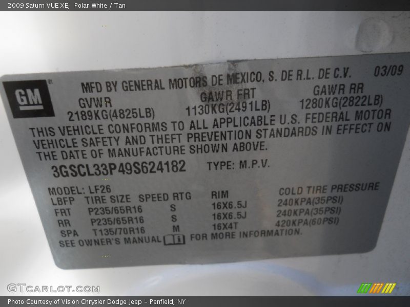 Polar White / Tan 2009 Saturn VUE XE
