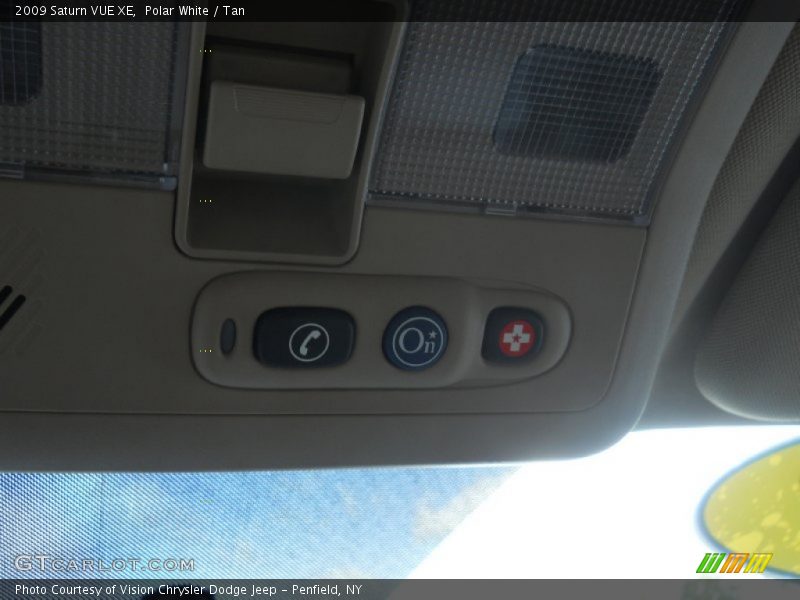 Polar White / Tan 2009 Saturn VUE XE