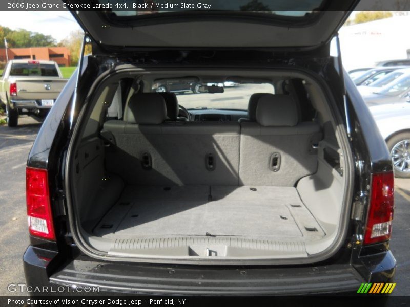 Black / Medium Slate Gray 2006 Jeep Grand Cherokee Laredo 4x4