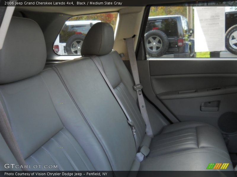 Black / Medium Slate Gray 2006 Jeep Grand Cherokee Laredo 4x4