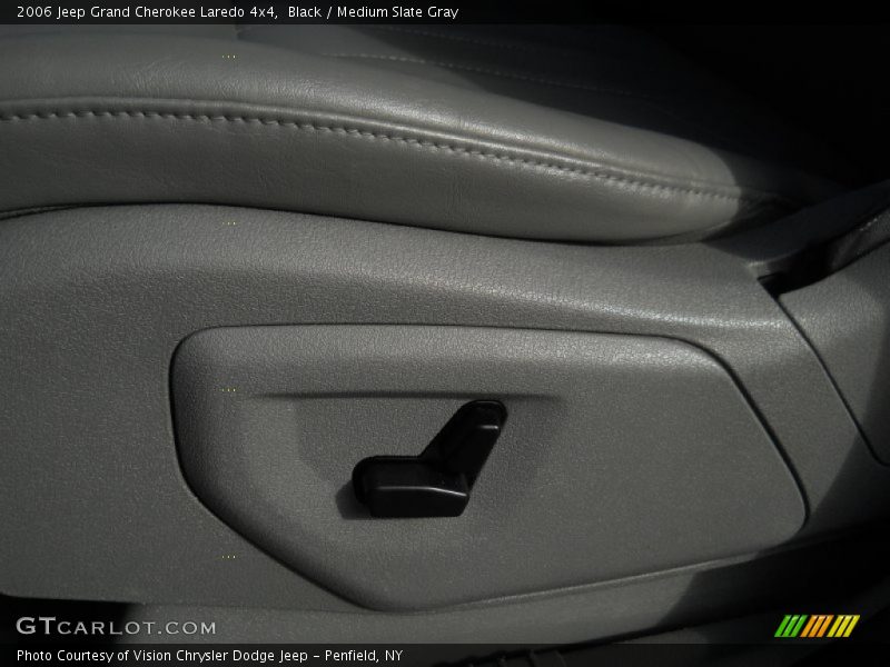 Black / Medium Slate Gray 2006 Jeep Grand Cherokee Laredo 4x4