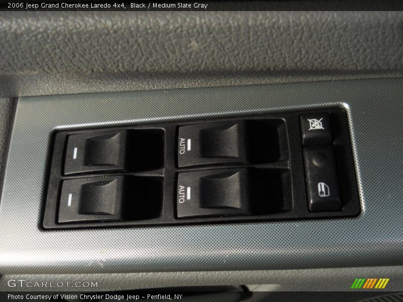 Black / Medium Slate Gray 2006 Jeep Grand Cherokee Laredo 4x4