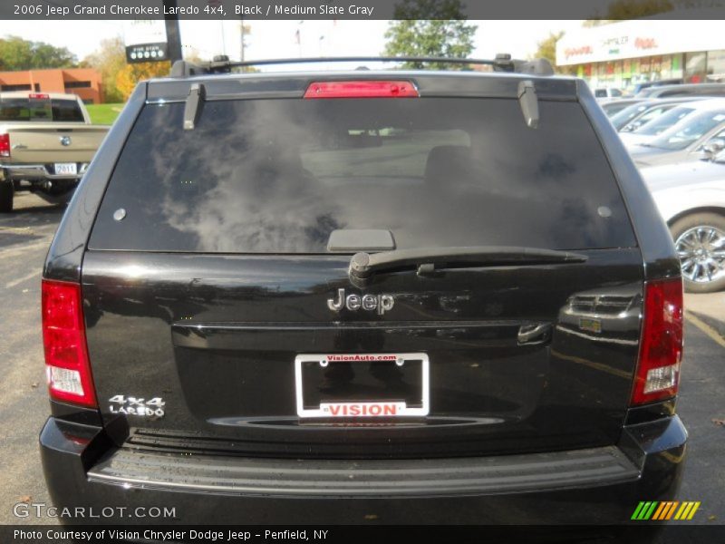 Black / Medium Slate Gray 2006 Jeep Grand Cherokee Laredo 4x4