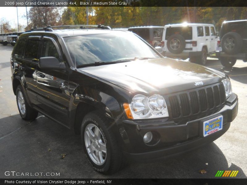 Black / Medium Slate Gray 2006 Jeep Grand Cherokee Laredo 4x4