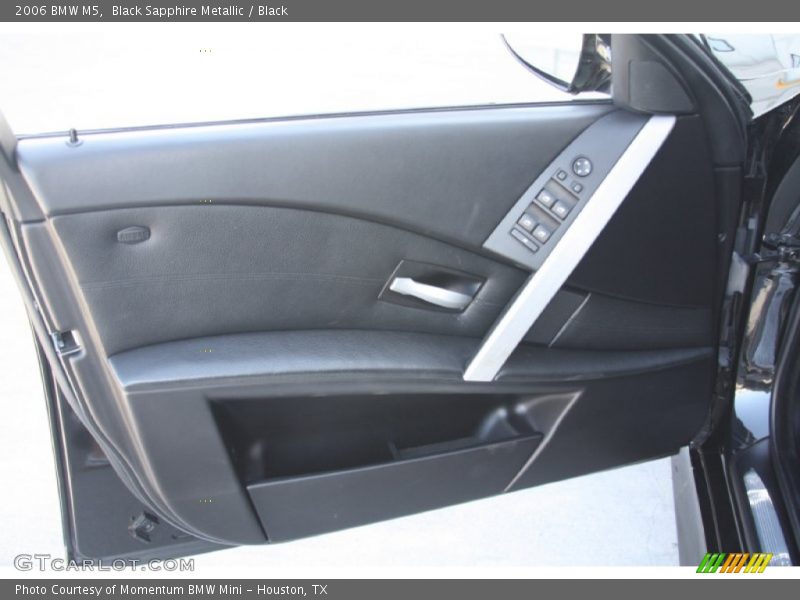 Black Sapphire Metallic / Black 2006 BMW M5