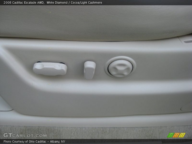 White Diamond / Cocoa/Light Cashmere 2008 Cadillac Escalade AWD