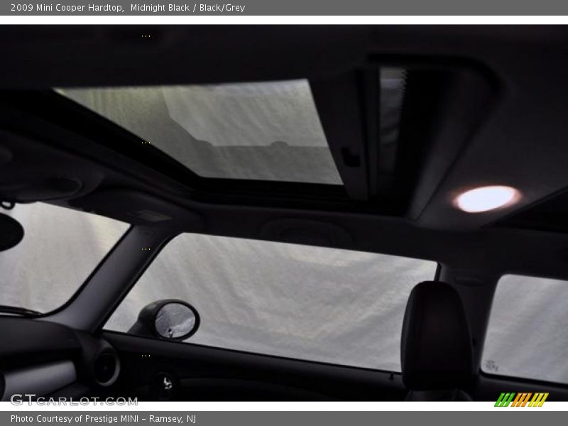 Midnight Black / Black/Grey 2009 Mini Cooper Hardtop