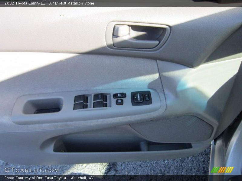 Lunar Mist Metallic / Stone 2002 Toyota Camry LE