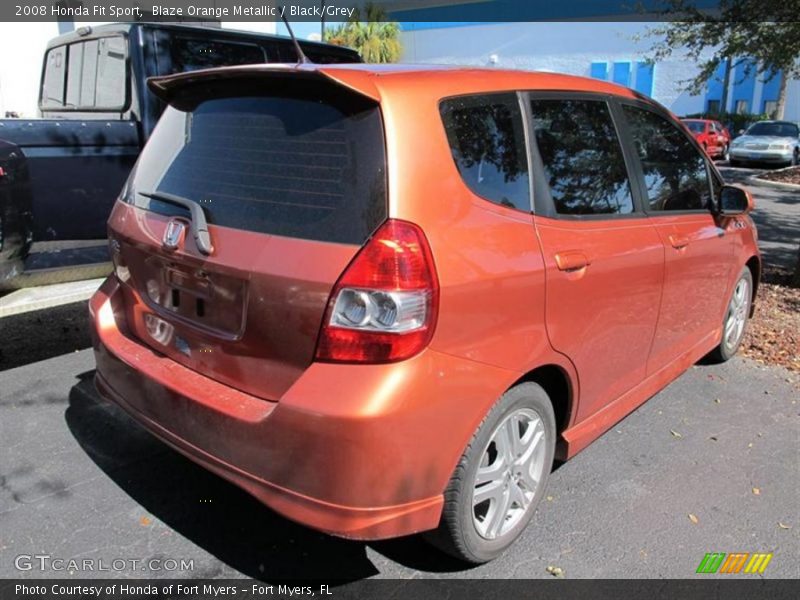 Blaze Orange Metallic / Black/Grey 2008 Honda Fit Sport