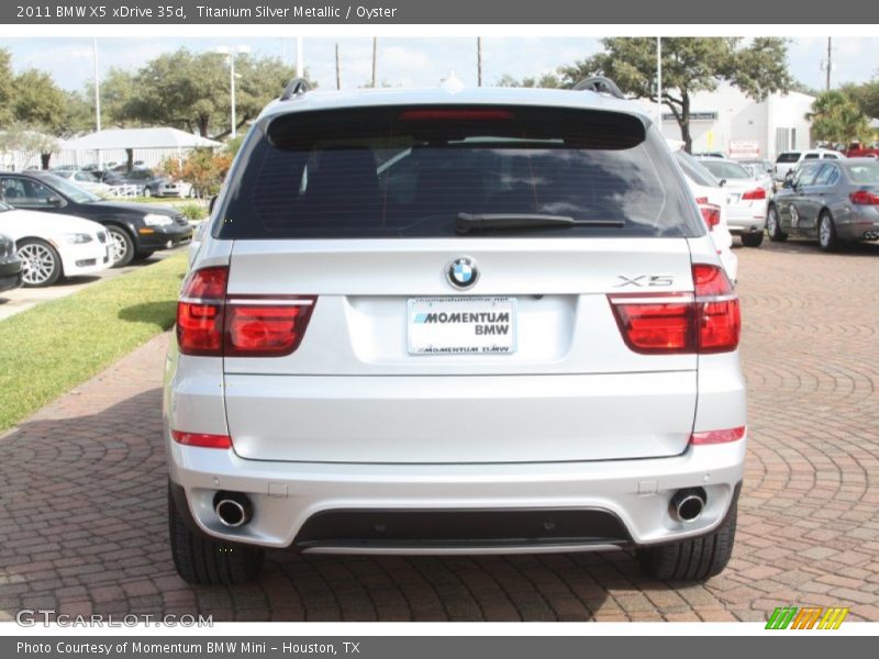 Titanium Silver Metallic / Oyster 2011 BMW X5 xDrive 35d