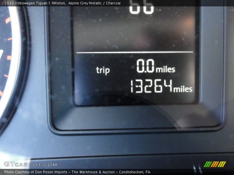 Alpine Grey Metallic / Charcoal 2010 Volkswagen Tiguan S 4Motion