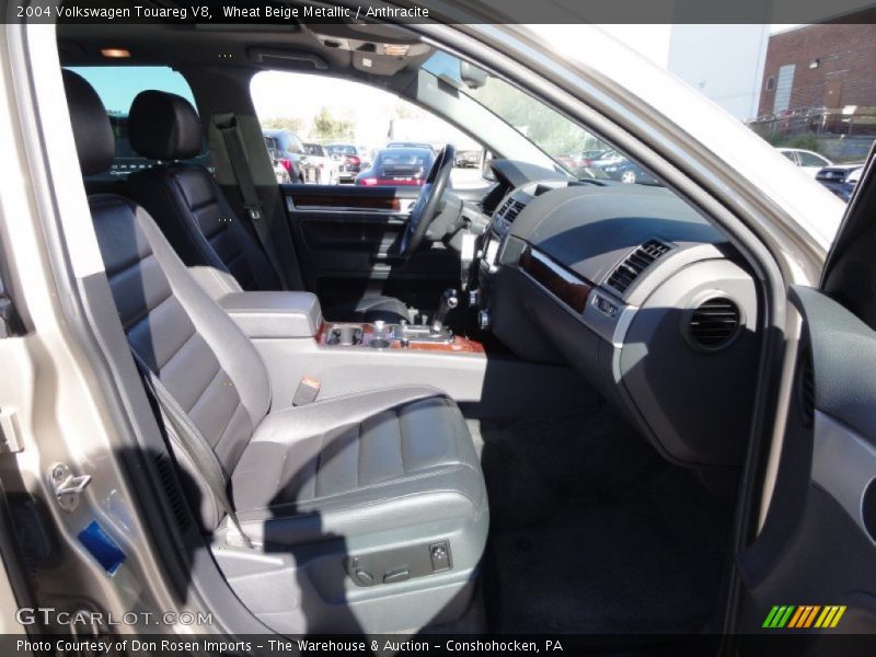 Wheat Beige Metallic / Anthracite 2004 Volkswagen Touareg V8