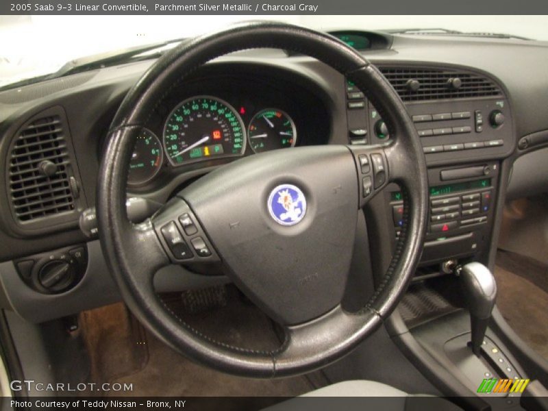  2005 9-3 Linear Convertible Steering Wheel