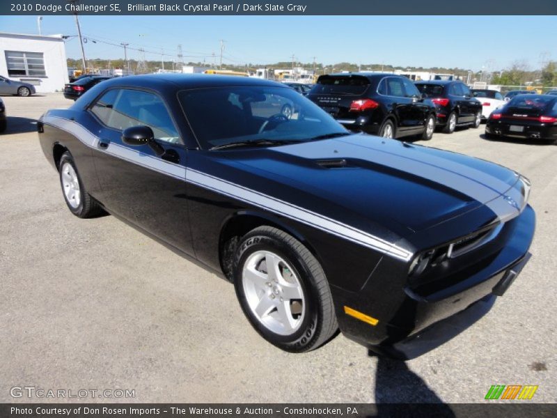 Brilliant Black Crystal Pearl / Dark Slate Gray 2010 Dodge Challenger SE