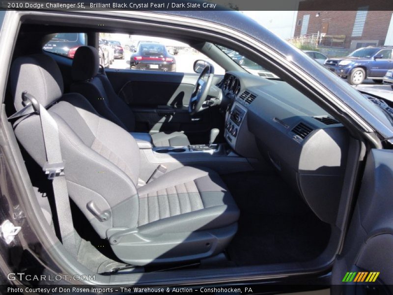 Brilliant Black Crystal Pearl / Dark Slate Gray 2010 Dodge Challenger SE
