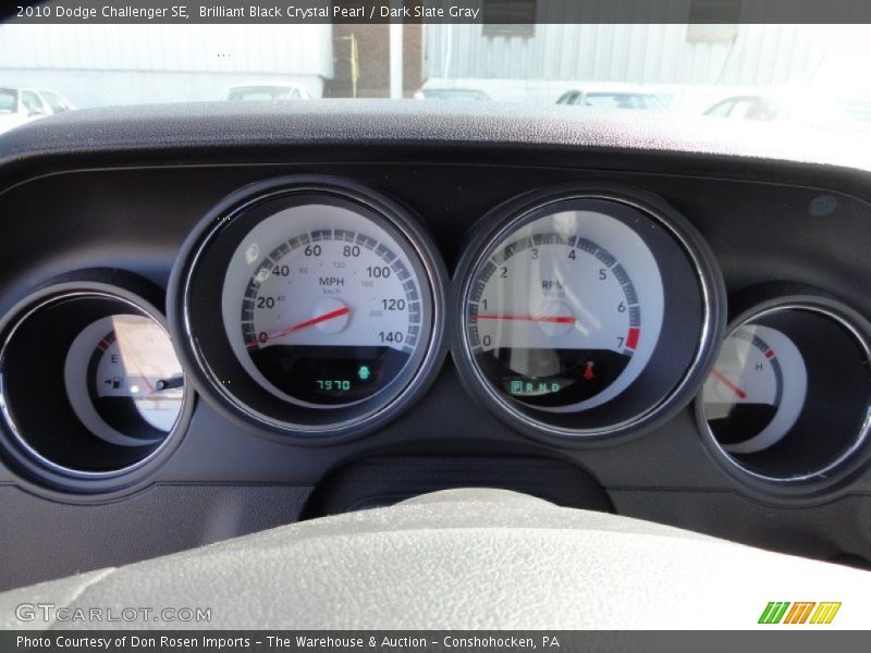 Brilliant Black Crystal Pearl / Dark Slate Gray 2010 Dodge Challenger SE