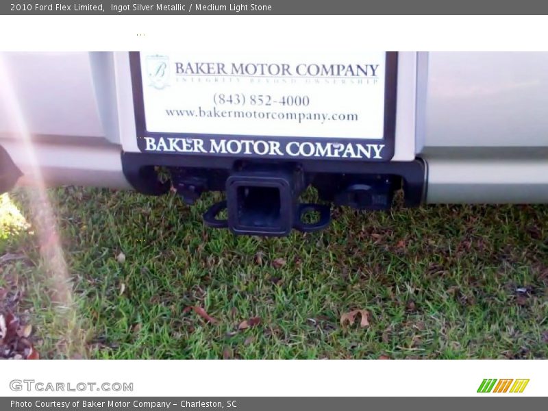 Ingot Silver Metallic / Medium Light Stone 2010 Ford Flex Limited