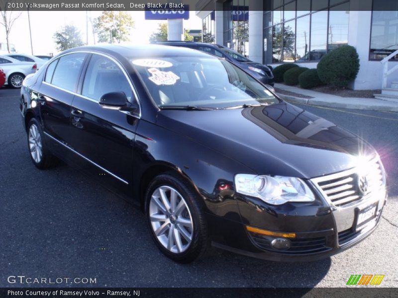 Deep Black / Black 2010 Volkswagen Passat Komfort Sedan