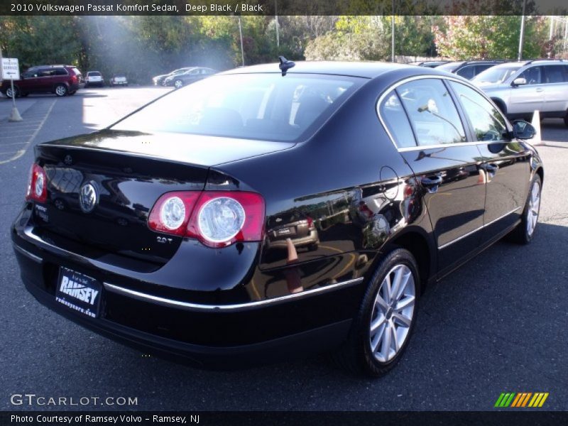 Deep Black / Black 2010 Volkswagen Passat Komfort Sedan