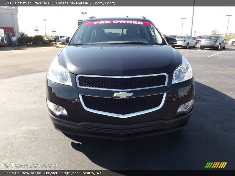 Cyber Gray Metallic / Ebony/Ebony 2011 Chevrolet Traverse LT