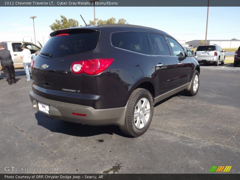 Cyber Gray Metallic / Ebony/Ebony 2011 Chevrolet Traverse LT