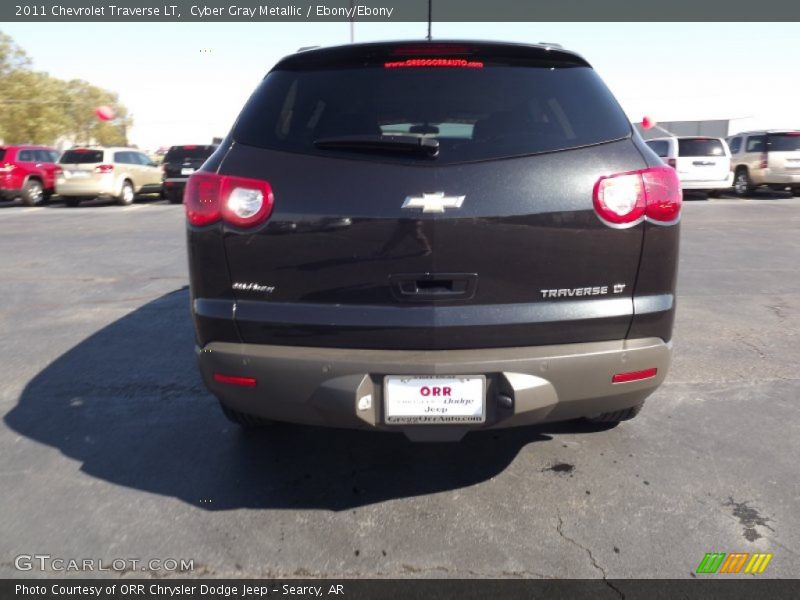 Cyber Gray Metallic / Ebony/Ebony 2011 Chevrolet Traverse LT
