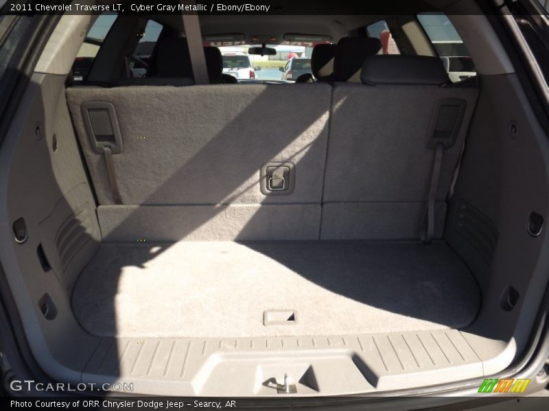 Cyber Gray Metallic / Ebony/Ebony 2011 Chevrolet Traverse LT