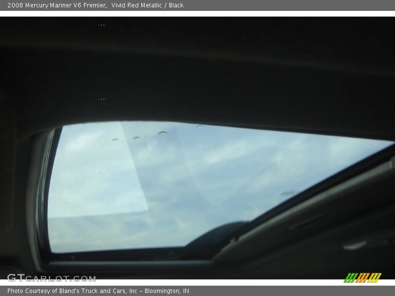 Vivid Red Metallic / Black 2008 Mercury Mariner V6 Premier