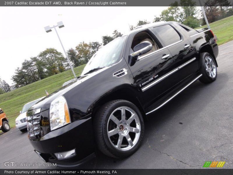 Black Raven / Cocoa/Light Cashmere 2007 Cadillac Escalade EXT AWD
