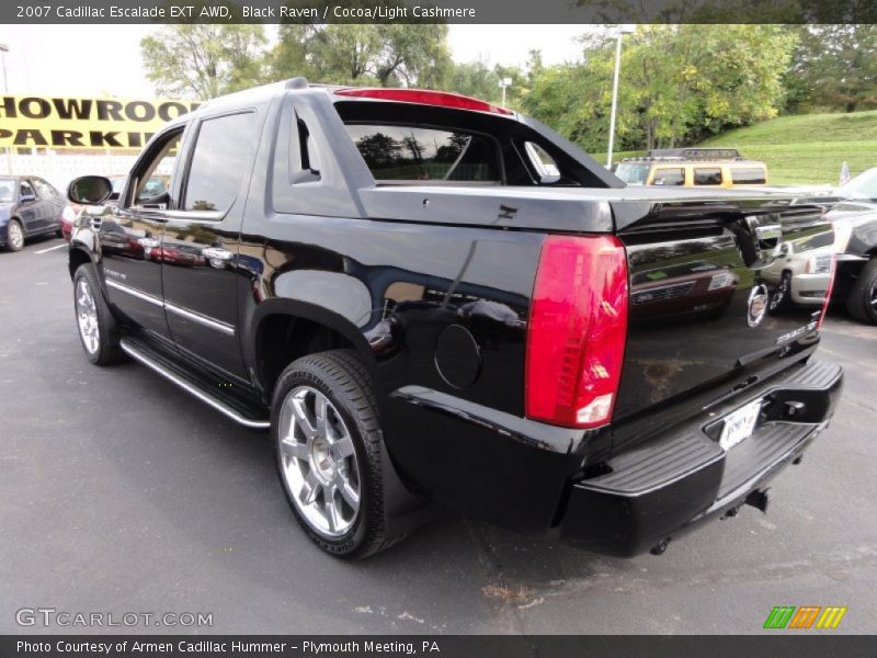 Black Raven / Cocoa/Light Cashmere 2007 Cadillac Escalade EXT AWD