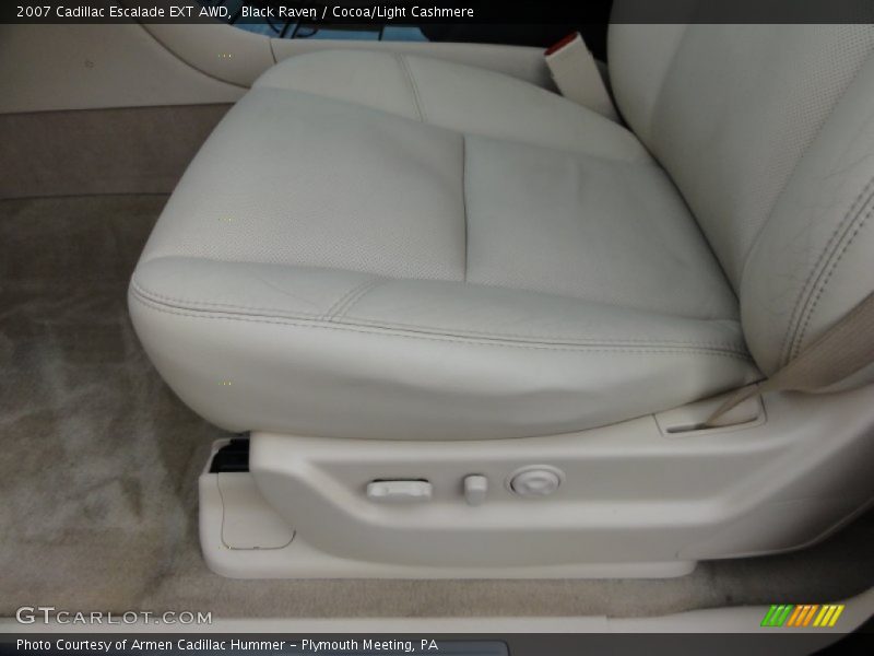 Black Raven / Cocoa/Light Cashmere 2007 Cadillac Escalade EXT AWD