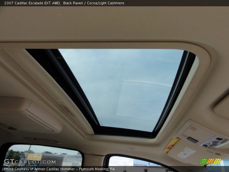 Black Raven / Cocoa/Light Cashmere 2007 Cadillac Escalade EXT AWD