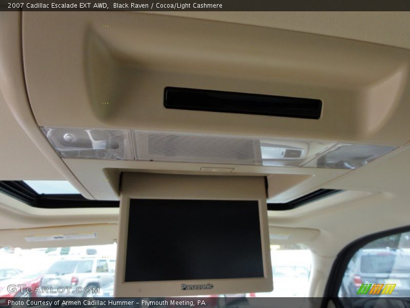 Black Raven / Cocoa/Light Cashmere 2007 Cadillac Escalade EXT AWD