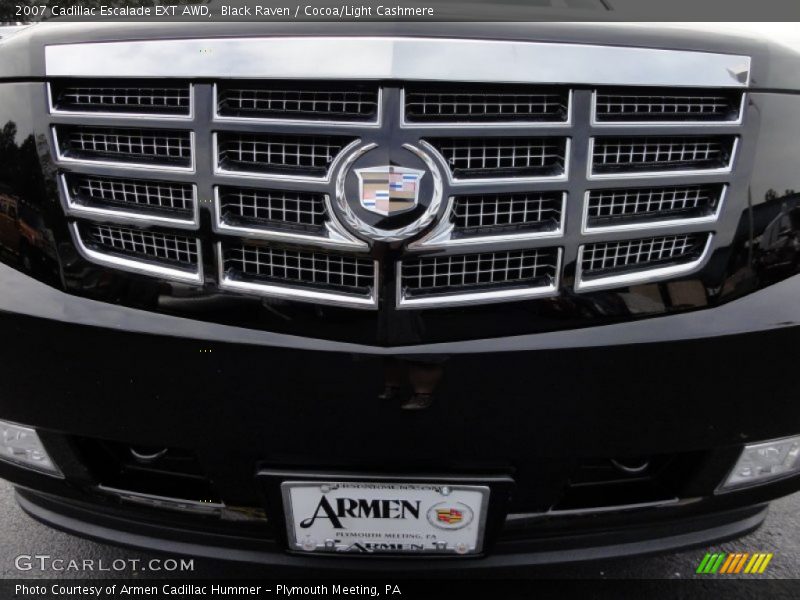 Black Raven / Cocoa/Light Cashmere 2007 Cadillac Escalade EXT AWD