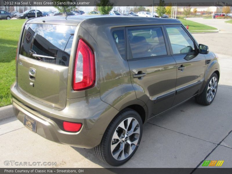 Moss Green / Sand/Black Leather 2012 Kia Soul !