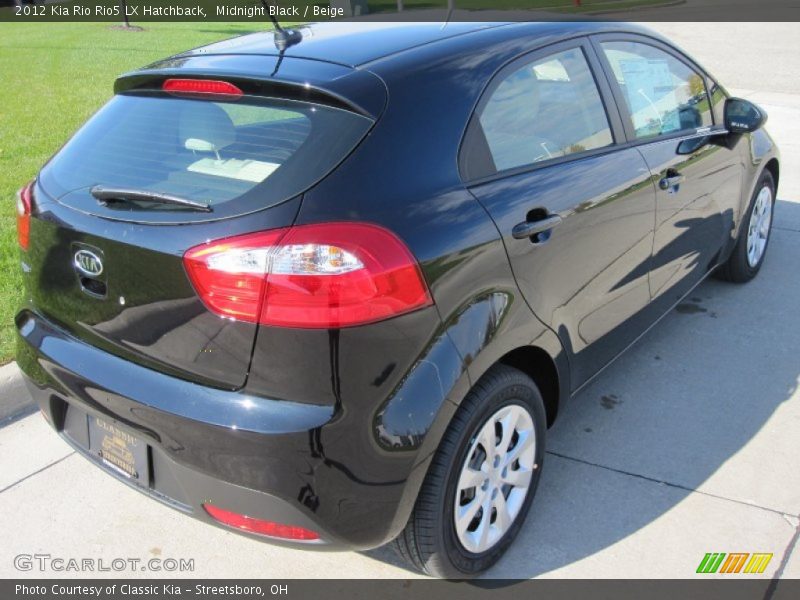 Midnight Black / Beige 2012 Kia Rio Rio5 LX Hatchback