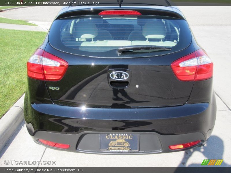 Midnight Black / Beige 2012 Kia Rio Rio5 LX Hatchback